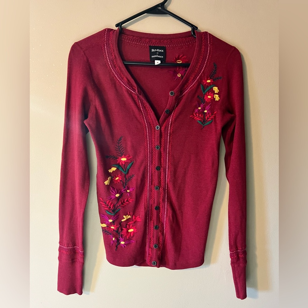 Alp n Rock x Sundance embroidered long sleeve button down fitted sweater sz S.